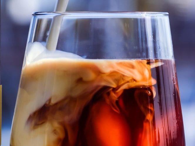 white-russian-liqueur-de-café
